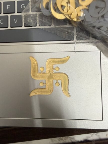 golden acrylic cutting